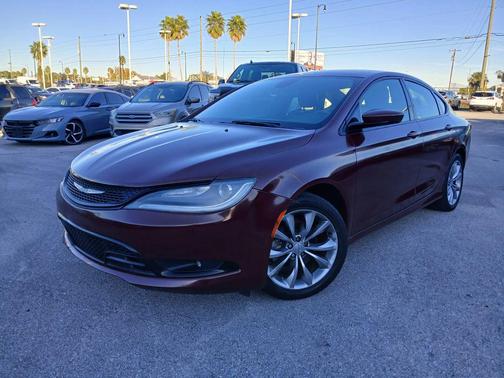 2015 Chrysler 200 S