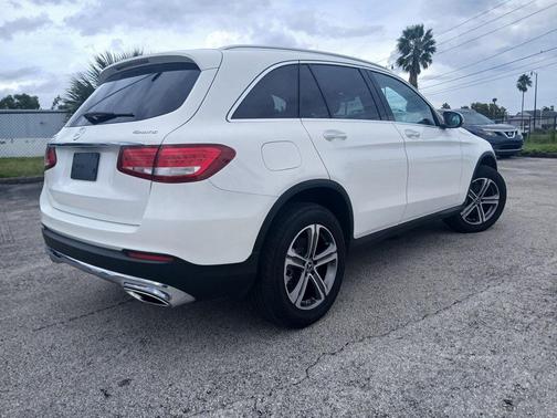 2019 Mercedes-Benz GLC 300 4MATIC