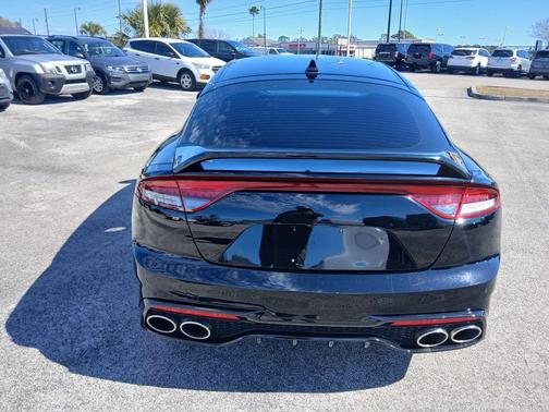 2022 Kia Stinger GT-Line