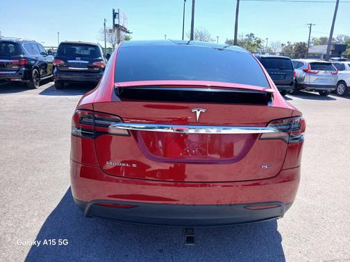 2018 Tesla Model X 75D