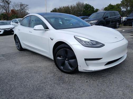 2020 Tesla Model 3 Standard Range Plus