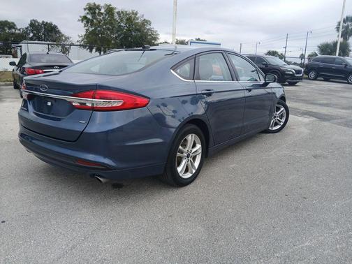 2018 Ford Fusion SE