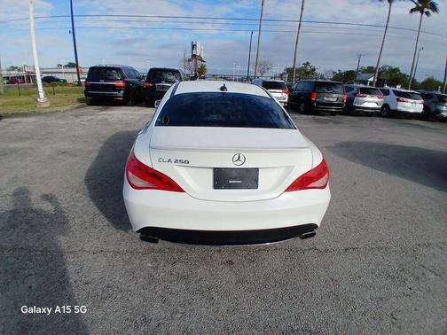 2015 Mercedes-Benz CLA-Class Base