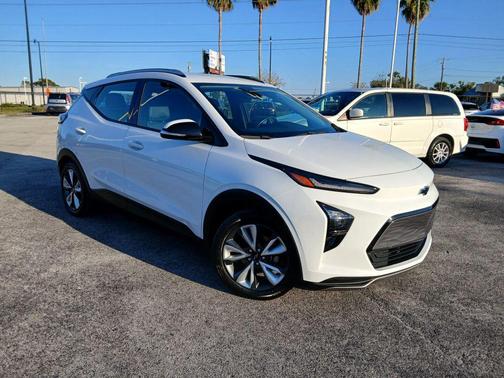 2022 Chevrolet Bolt EUV FWD LT