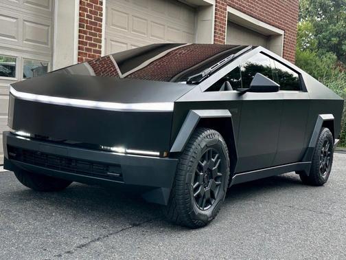 2024 Tesla Cybertruck All-Wheel Drive