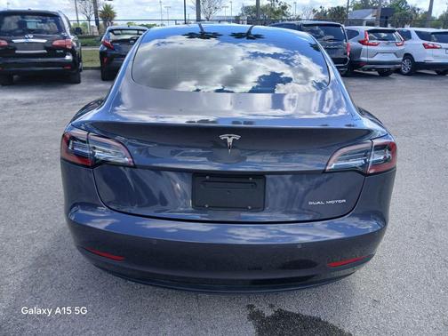 2022 Tesla Model 3 Long Range