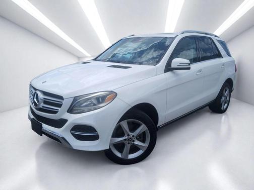 White 2018 Mercedes-Benz GLE 350 4MATIC