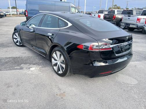 2021 Tesla Model S Long Range Plus