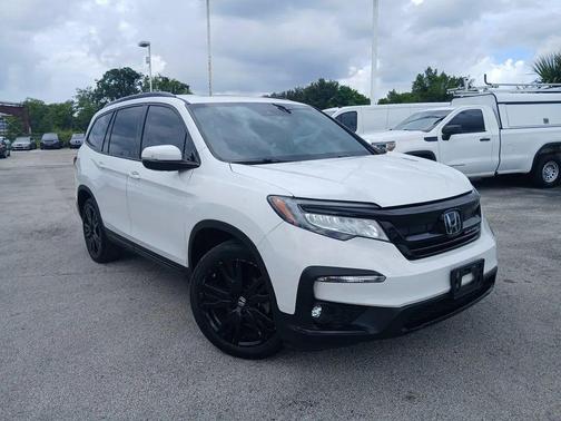 2022 Honda Pilot AWD Black Edition