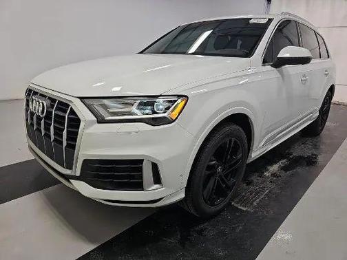 2021 Audi Q7 55 Premium Plus