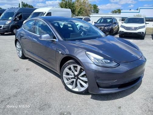 2018 Tesla Model 3 Long Range