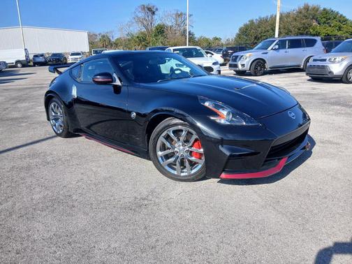 2015 Nissan 370Z NISMO Tech