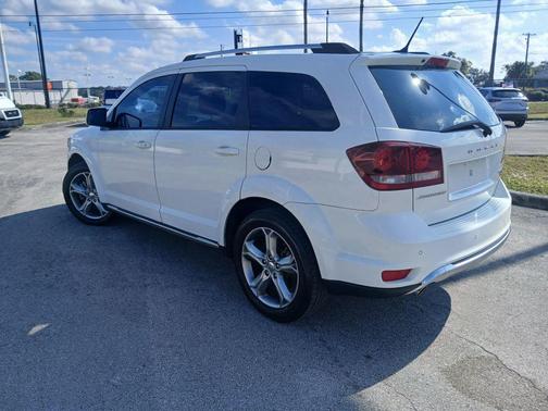 2017 Dodge Journey Crossroad