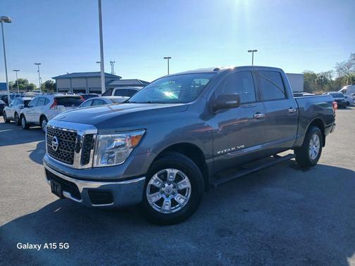 Gun Metallic 2018 Nissan Titan SV