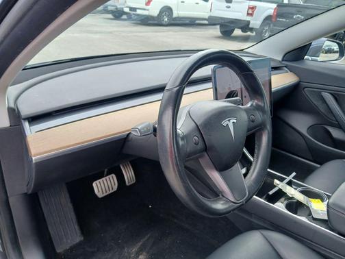 2018 Tesla Model 3 Performance