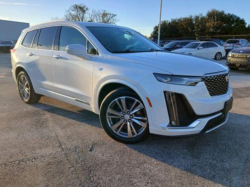 2020 Cadillac XT6 Premium Luxury FWD