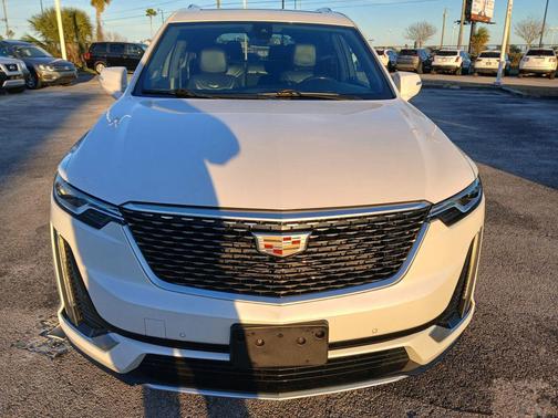 2020 Cadillac XT6 Premium Luxury FWD