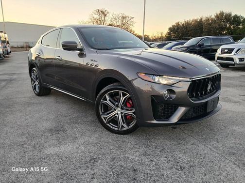 2022 Maserati Levante Modena