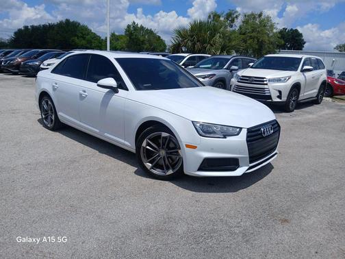 Glacier White Metallic 2019 Audi A4 40 Titanium Premium