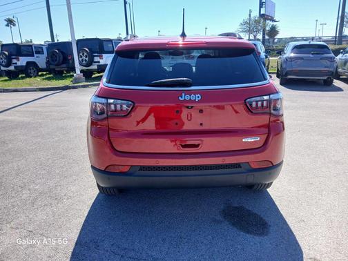 Redline Pearlcoat 2020 Jeep Compass Latitude