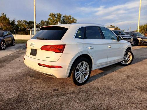 2019 Audi Q5 2.0T Premium Plus