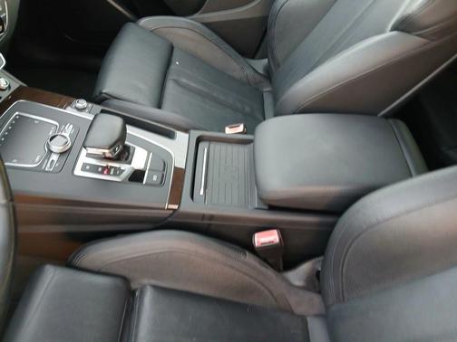 2019 Audi Q5 2.0T Premium Plus