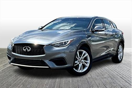2018 INFINITI QX30 Luxury