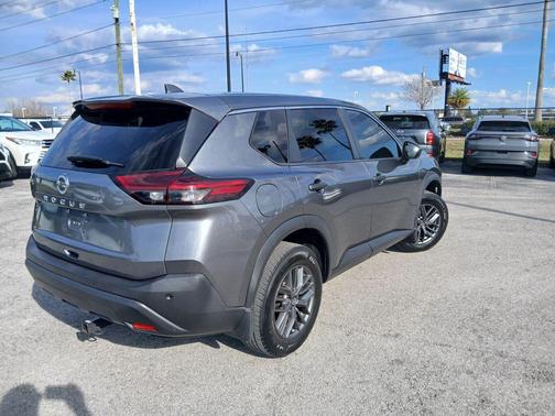 2021 Nissan Rogue S