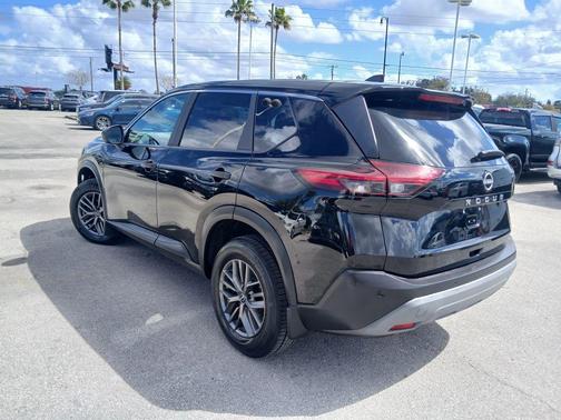 2023 Nissan Rogue S