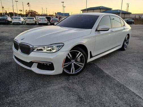 2016 BMW 750 i xDrive