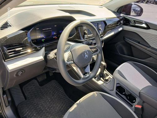 Deep Black Pearl 2022 Volkswagen Taos 1.5T S