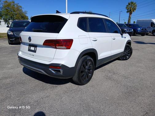 2023 Volkswagen Taos S Sport Utility 4D