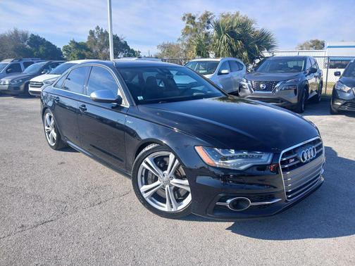2013 Audi S6 4.0T Prestige