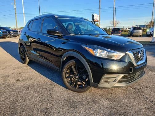 2020 Nissan Kicks SV