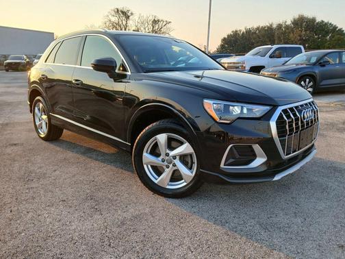 2020 Audi Q3 45 Premium
