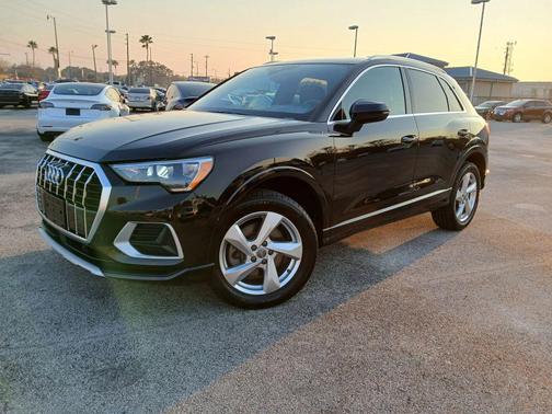 2020 Audi Q3 45 Premium