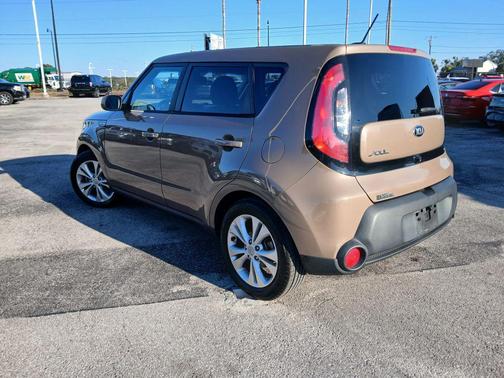 2015 Kia Soul +