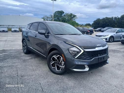2023 Kia Sportage LX