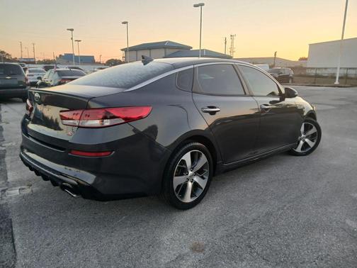 2020 Kia Optima S