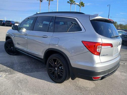2022 Honda Pilot AWD Special Edition