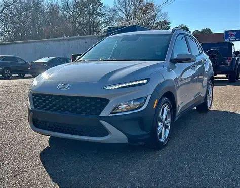 2022 Hyundai KONA SEL