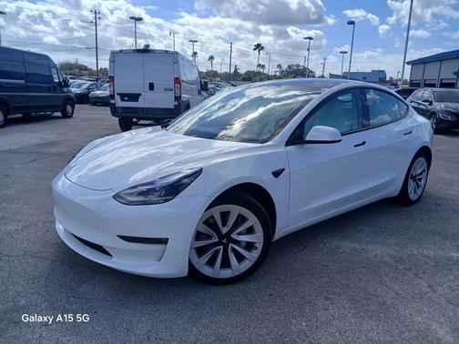 2023 Tesla Model 3 Long Range
