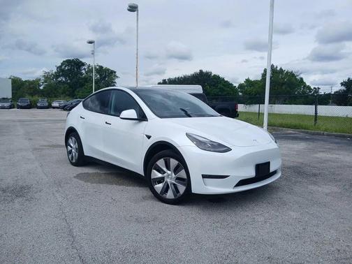 2023 Tesla Model Y Long Range Dual Motor All-Wheel Drive