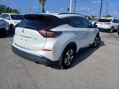 Pearl White Tricoat 2019 Nissan Murano SV