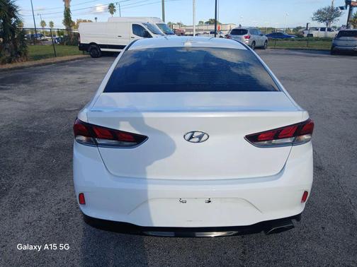 2019 Hyundai SONATA SE