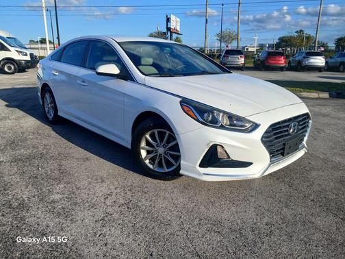 2019 Hyundai SONATA SE