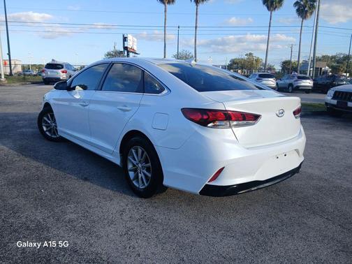 2019 Hyundai SONATA SE