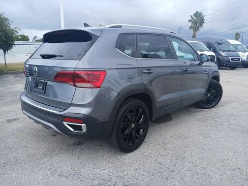 2022 Volkswagen Taos 1.5T SE