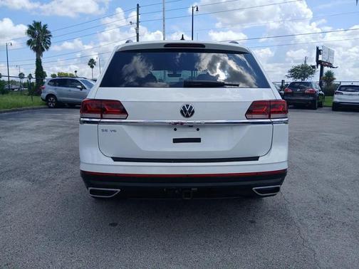 2022 Volkswagen Atlas 3.6L SE w/Technology