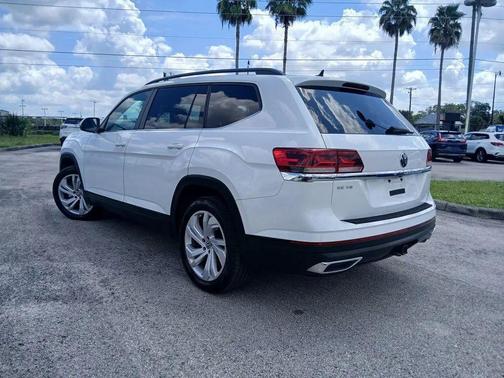 2022 Volkswagen Atlas 3.6L SE w/Technology